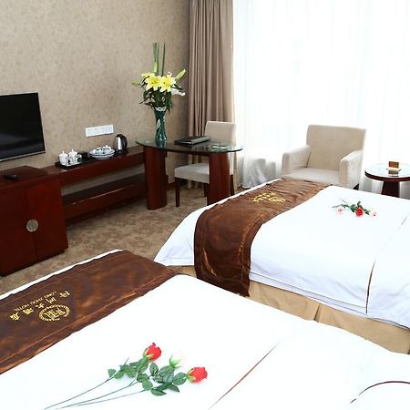 Long Zhou Grand Hotel 広州 エクステリア 写真