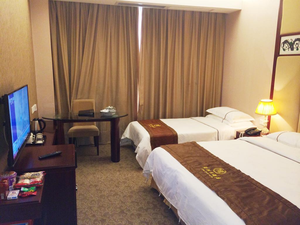 Long Zhou Grand Hotel 広州 部屋 写真