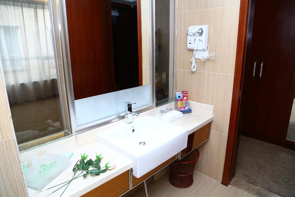 Long Zhou Grand Hotel 広州 部屋 写真
