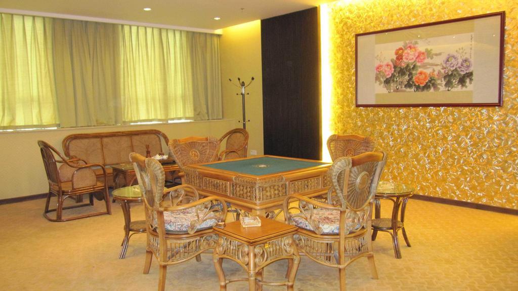 Long Zhou Grand Hotel 広州 エクステリア 写真