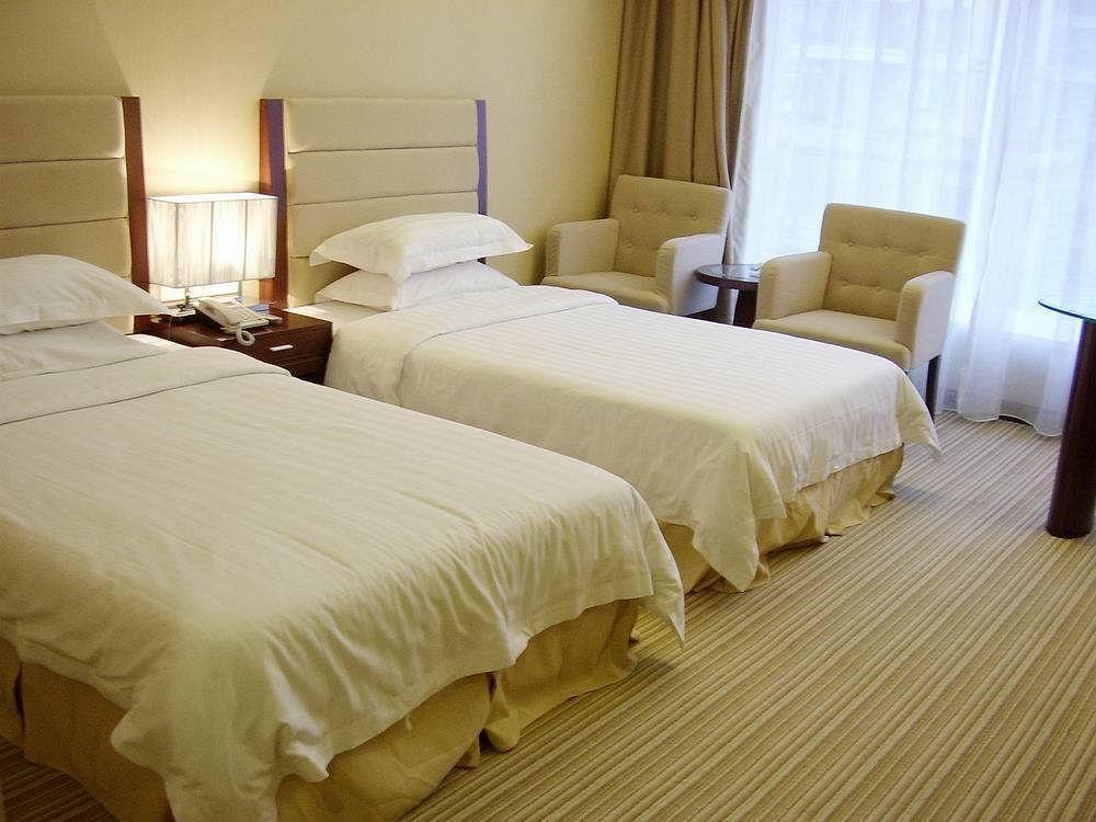 Long Zhou Grand Hotel 広州 エクステリア 写真